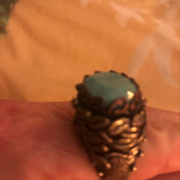 Beautiful ring - Picture 4 of 4